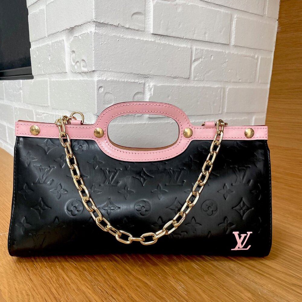 Louis Vuitton Authentic Roxbury Crossbody Bag